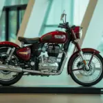Royal Enfield Classic 350 2026 Update Draws Attention With Improved 42 kmpl Mileage For Long Rides